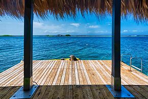 Private Beach Ocean Front Boat Dock Tiki Bar