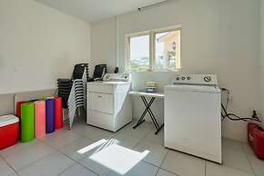 Private Beach Ocean Front Boat Dock Tiki Bar