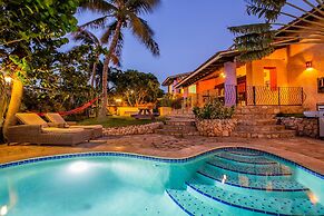 Mexican Style Villa With Private Pool, Free Utilities