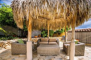 Mexican Style Villa With Private Pool, Free Utilities