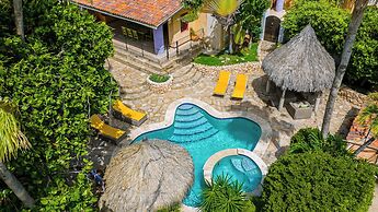 Mexican Style Villa With Private Pool, Free Utilities