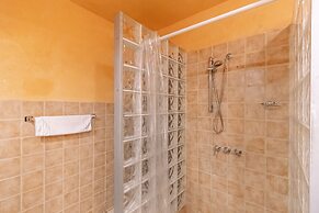 Mexican Style Villa With Private Pool, Free Utilities