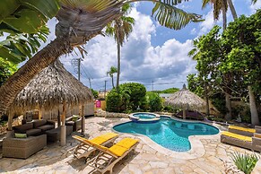 Mexican Style Villa With Private Pool, Free Utilities