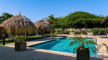 Gorgeous Mansion, Private Pool, Outdoor Kitchen!