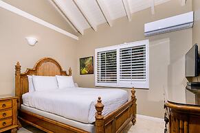 Gorgeous Mansion, Private Pool, Outdoor Kitchen!