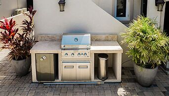 New! Top Location! Rooftop Terrace With Ocean View