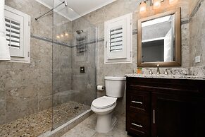 New! Top Location! Rooftop Terrace With Ocean View