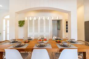 Luxury Pool Villa With View! Cabana, Bbq, 3min/beach, in Tierra del So