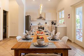 Luxury Pool Villa With View! Cabana, Bbq, 3min/beach, in Tierra del So