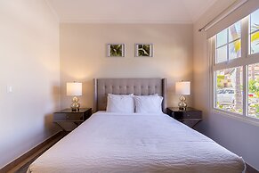 Luxury Pool Villa With View! Cabana, Bbq, 3min/beach, in Tierra del So