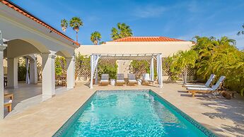 Luxury Pool Villa With View! Cabana, Bbq, 3min/beach, in Tierra del So