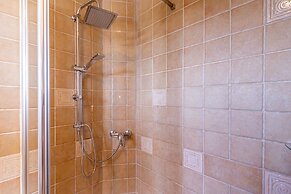 Luxury Pool Villa With View! Cabana, Bbq, 3min/beach, in Tierra del So