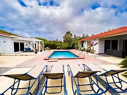 Modern Villa Private Pool 4min to Beaches!