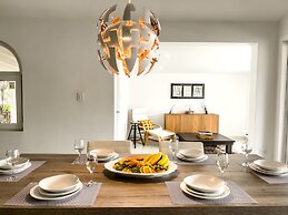 Modern Villa Private Pool 4min to Beaches!