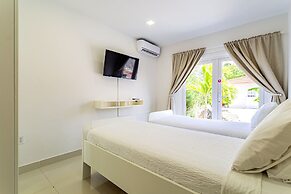 Modern Villa Private Pool 4min to Beaches!