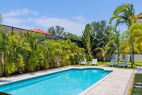 Upscale Ocean View Villa With Pool + Outdoor Kitchen