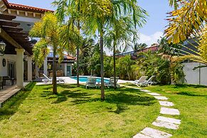 Upscale Ocean View Villa With Pool + Outdoor Kitchen