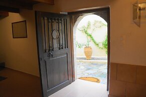 Casa Benavista - Cretan Holiday Home, Greece