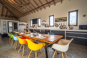 Luxurious Ocean View Getaway!