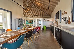 Luxurious Ocean View Getaway!