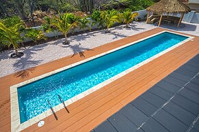 Luxurious Ocean View Getaway!