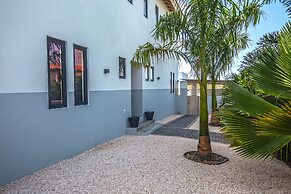 Luxurious Ocean View Getaway!