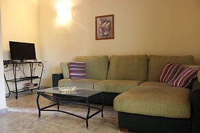 Rustic 1-bed Bungalow in Parque Holandés