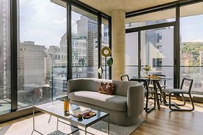 Sonder by Marriott Bonvoy Maisonneuve Apartments Downtown