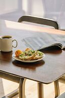 Sonder by Marriott Bonvoy Maisonneuve Apartments Downtown