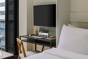 Sonder by Marriott Bonvoy Maisonneuve Apartments Downtown