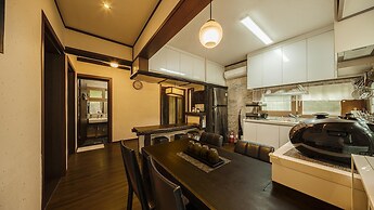 Jeju Supgol Dokchae Pension