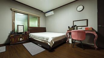 Jeju Supgol Dokchae Pension