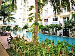 Park Lane Resort Jomtien With Large Lagoon Swimming Pool