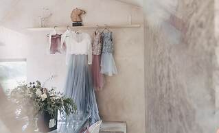 Large Boutique Holiday House With hot tub Near Bath