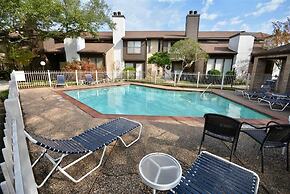 Houston Med Center/NRG Area 2B/2B All Inclusive