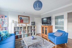 Comfortable Home in Wandsworth by Underthedoormat