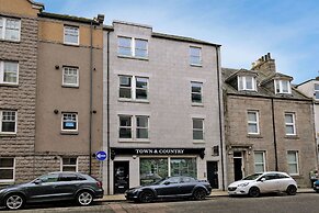 Modern 2 Bed Home in Aberdeen