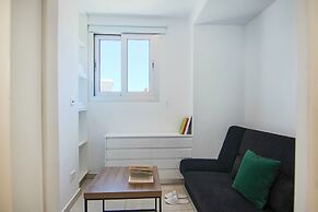 Phaedrus Living: Seaside Deluxe Flat Harbour 112