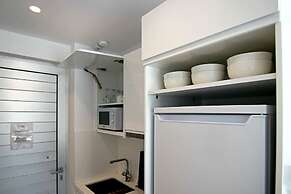 Phaedrus Living: Seaside Deluxe Flat Harbour 112