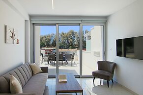 Phaedrus Living: Seaside Deluxe Flat Harbour 112