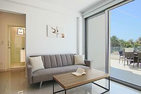 Phaedrus Living: Seaside Deluxe Flat Harbour 112