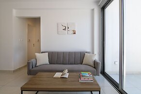 Phaedrus Living: Seaside Deluxe Flat Harbour 112