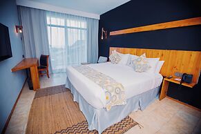 Giraffe Beach Hotel