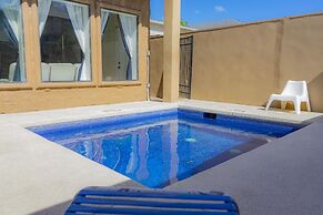 Private Pool 2 Story 1 Block to Beach 3 Bedroom Home by Redawning