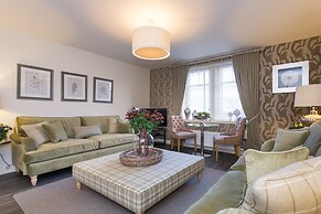 Elegant Home in Aberdeen