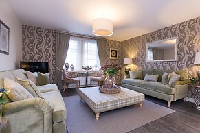Elegant Home in Aberdeen