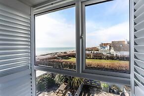 Sea View 3 Bedroom Seaside Property