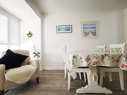 Sea View 3 Bedroom Seaside Property