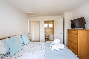 Sea View 3 Bedroom Seaside Property