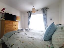 Sea View 3 Bedroom Seaside Property